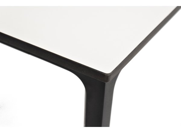Обеденный стол Малага из HPL 160х80см, цвет молочный, каркас черный